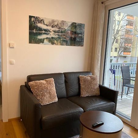 Modern Apartment With Balcony Near City Center Wien Exterior foto