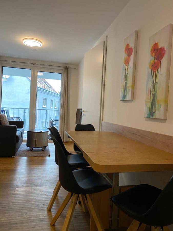Modern Apartment With Balcony Near City Center Wien Exterior foto