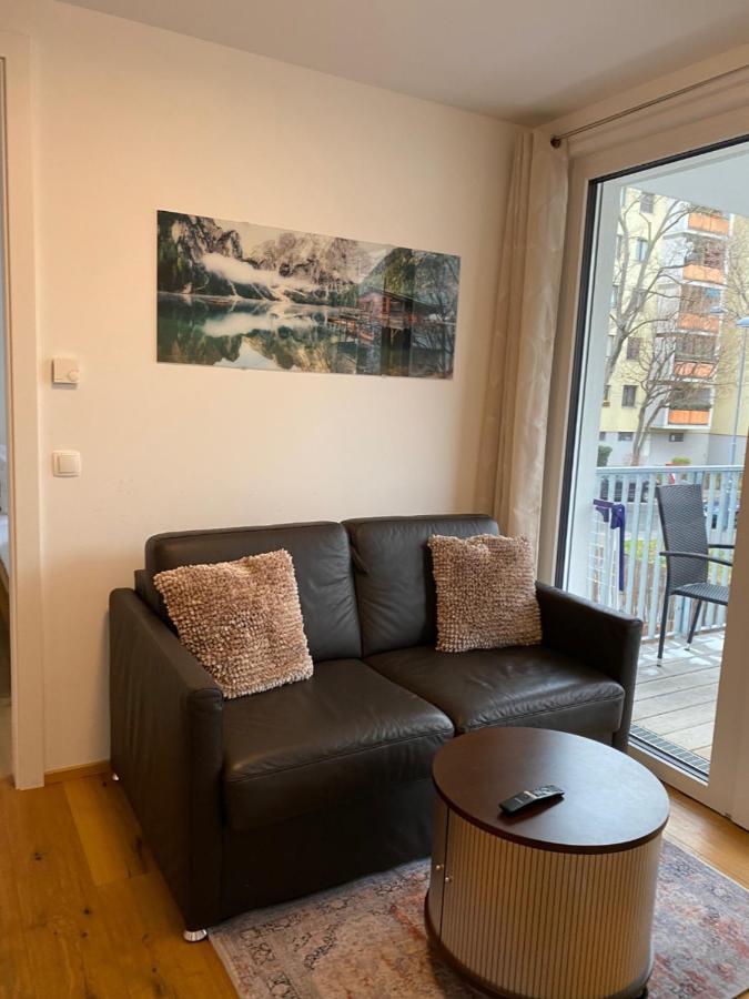 Modern Apartment With Balcony Near City Center Wien Exterior foto
