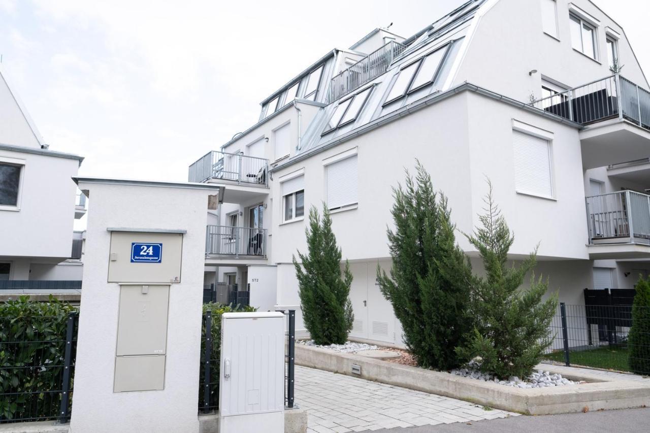 Modern Apartment With Balcony Near City Center Wien Exterior foto